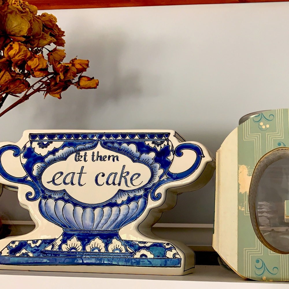Molly Hatch Let Them Eat Cake vase from Anthropologie